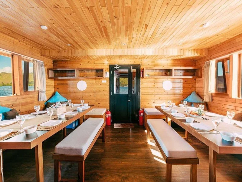 Ocean Pro Phinisi - Luxury Phinisi Komodo Charter 2026